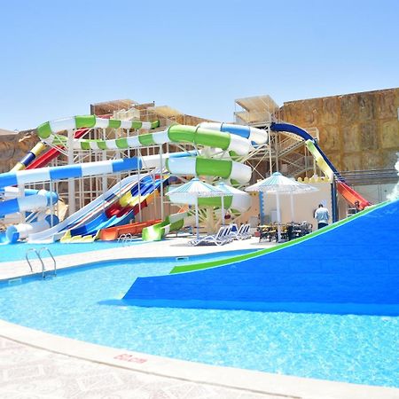 Amc Royal Hotel & Spa Hurghada Exterior photo