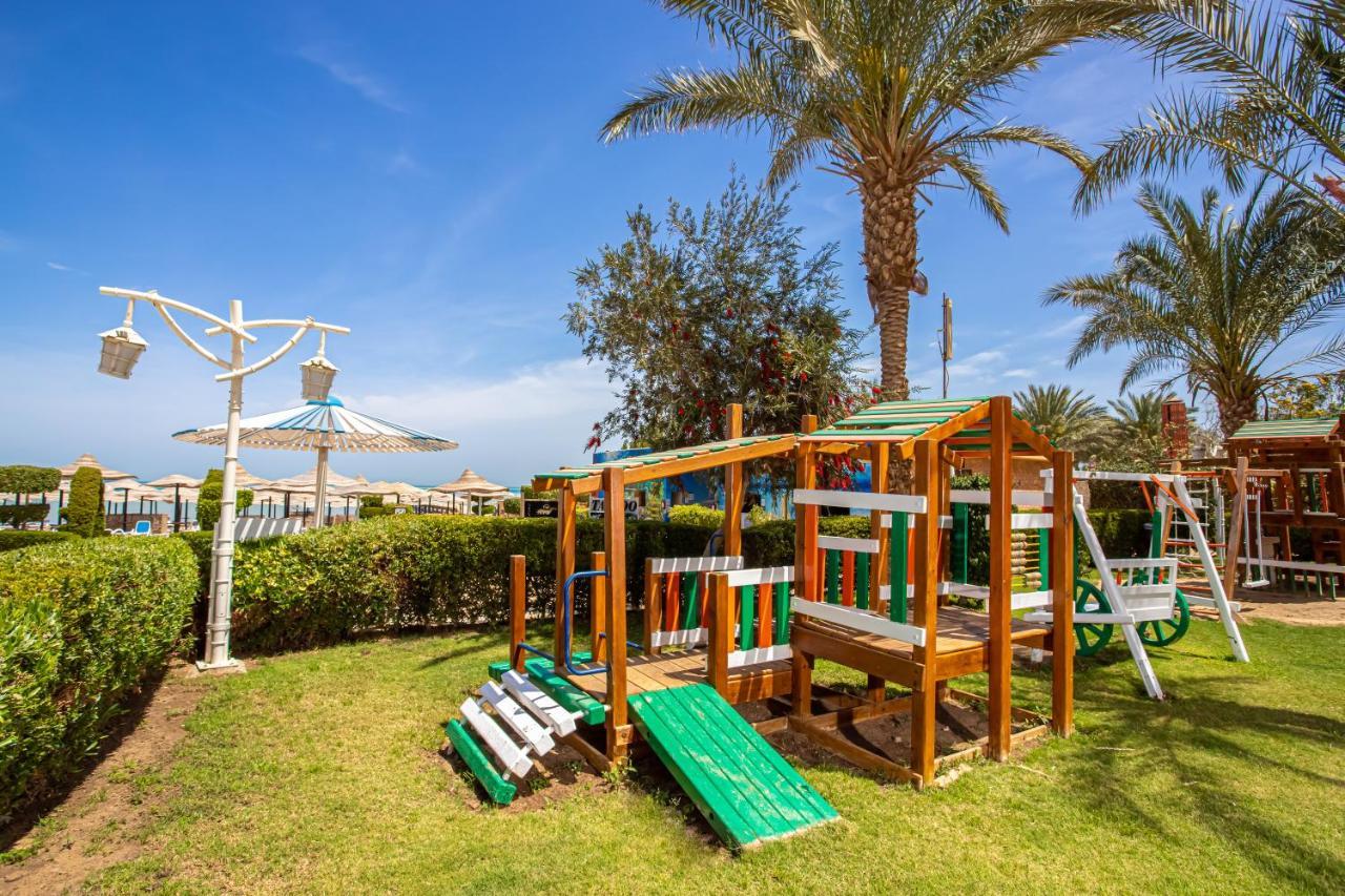 Amc Royal Hotel & Spa Hurghada Exterior photo