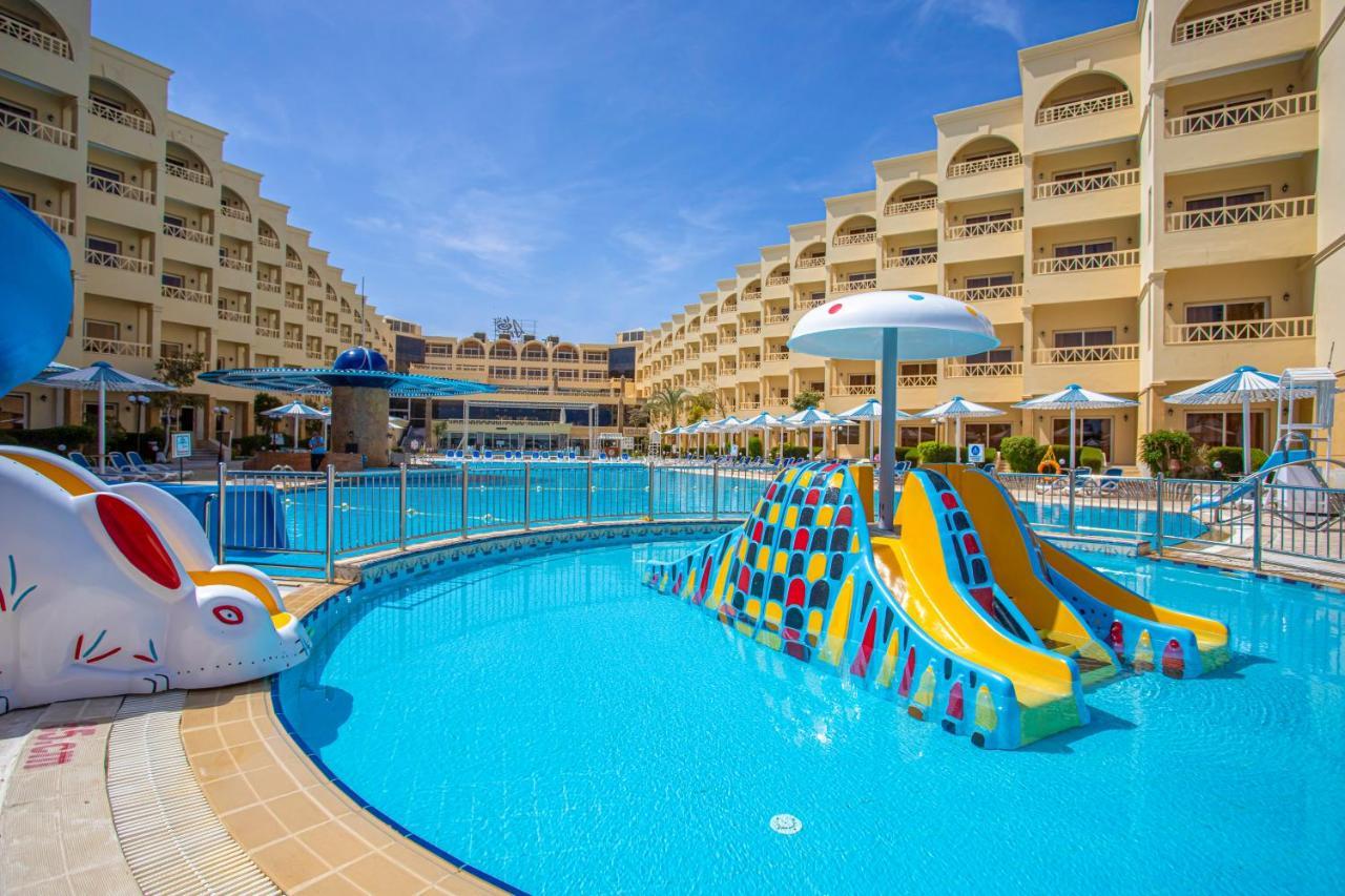 Amc Royal Hotel & Spa Hurghada Exterior photo