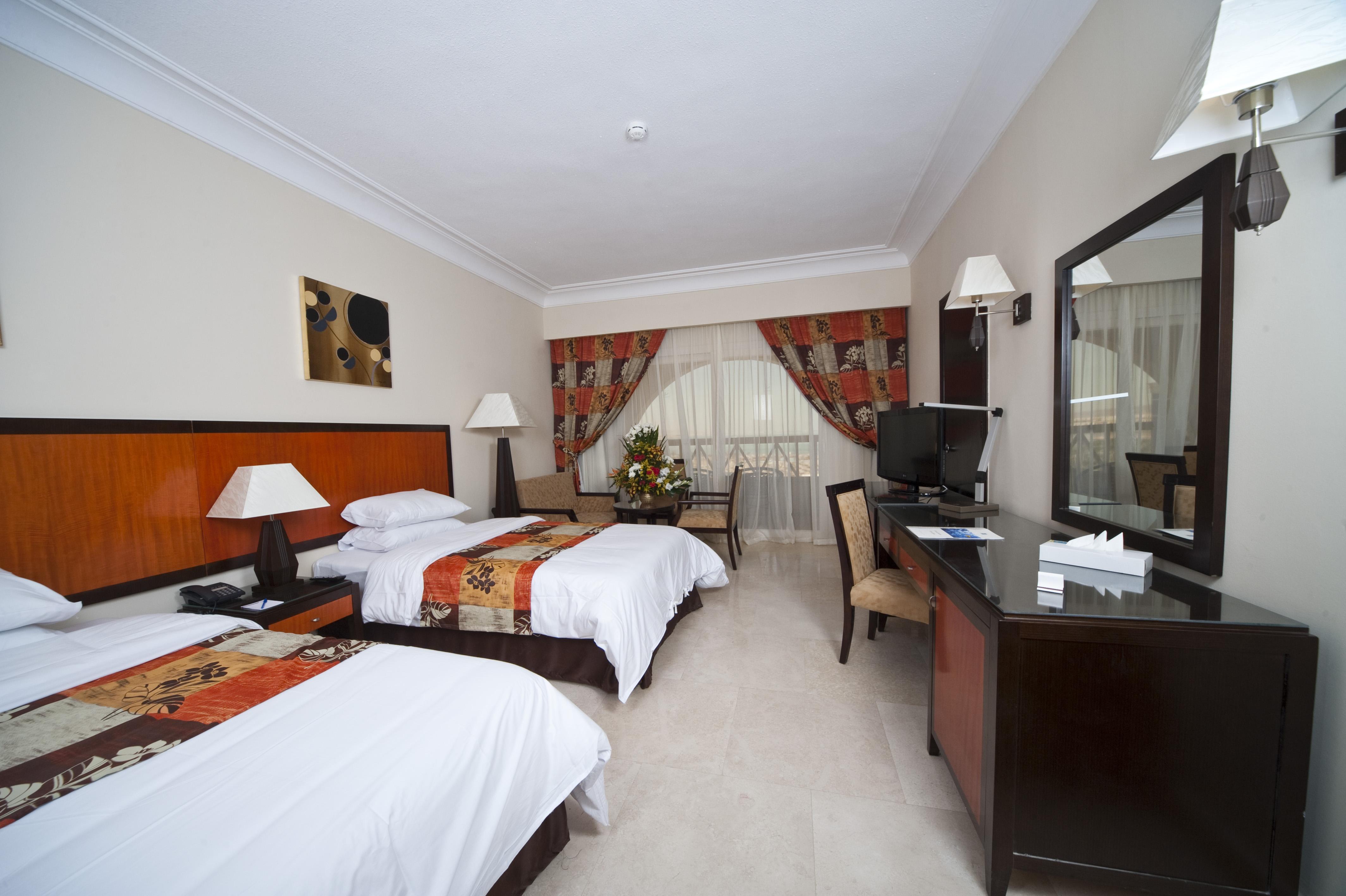 Amc Royal Hotel & Spa Hurghada Exterior photo