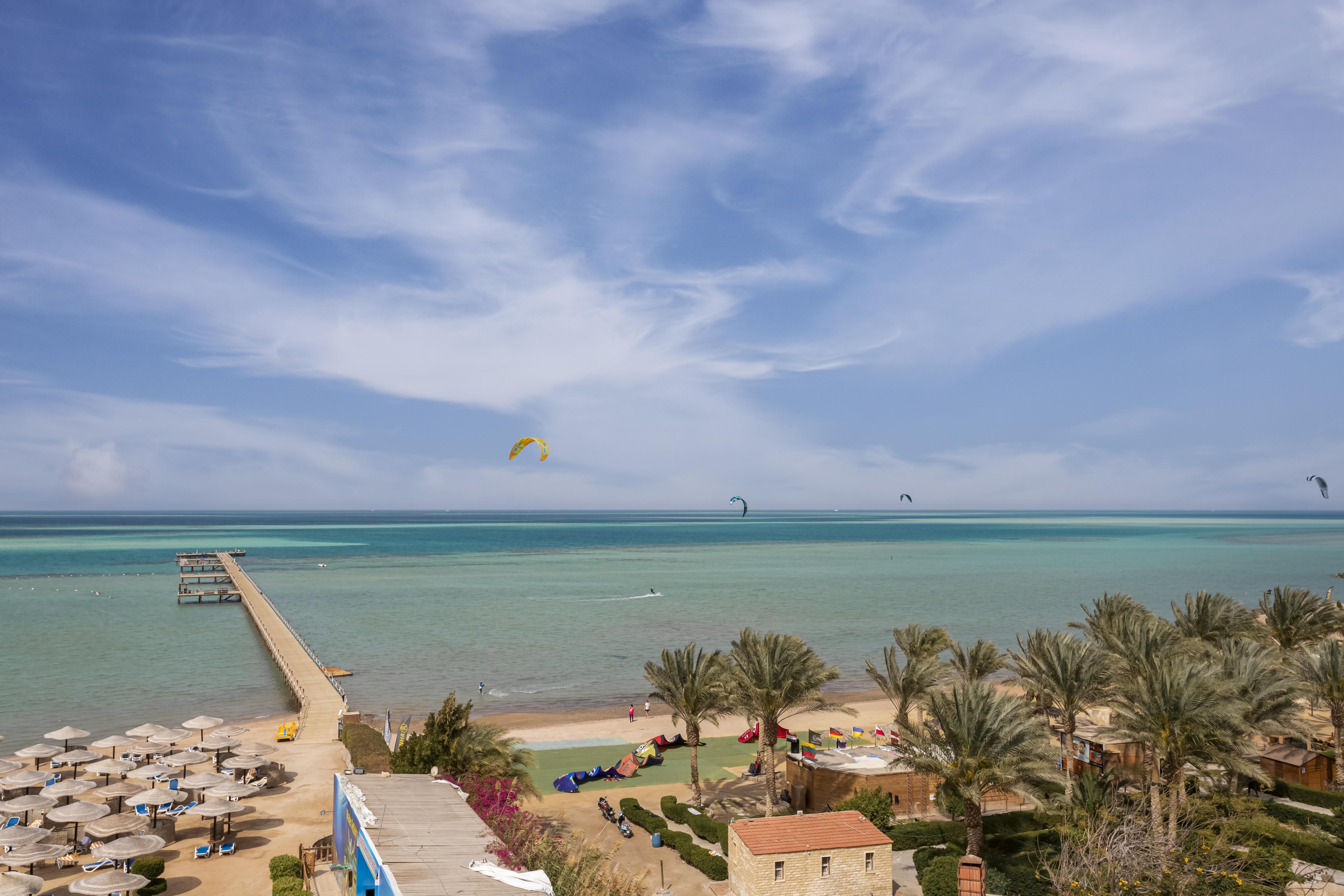 Amc Royal Hotel & Spa Hurghada Exterior photo