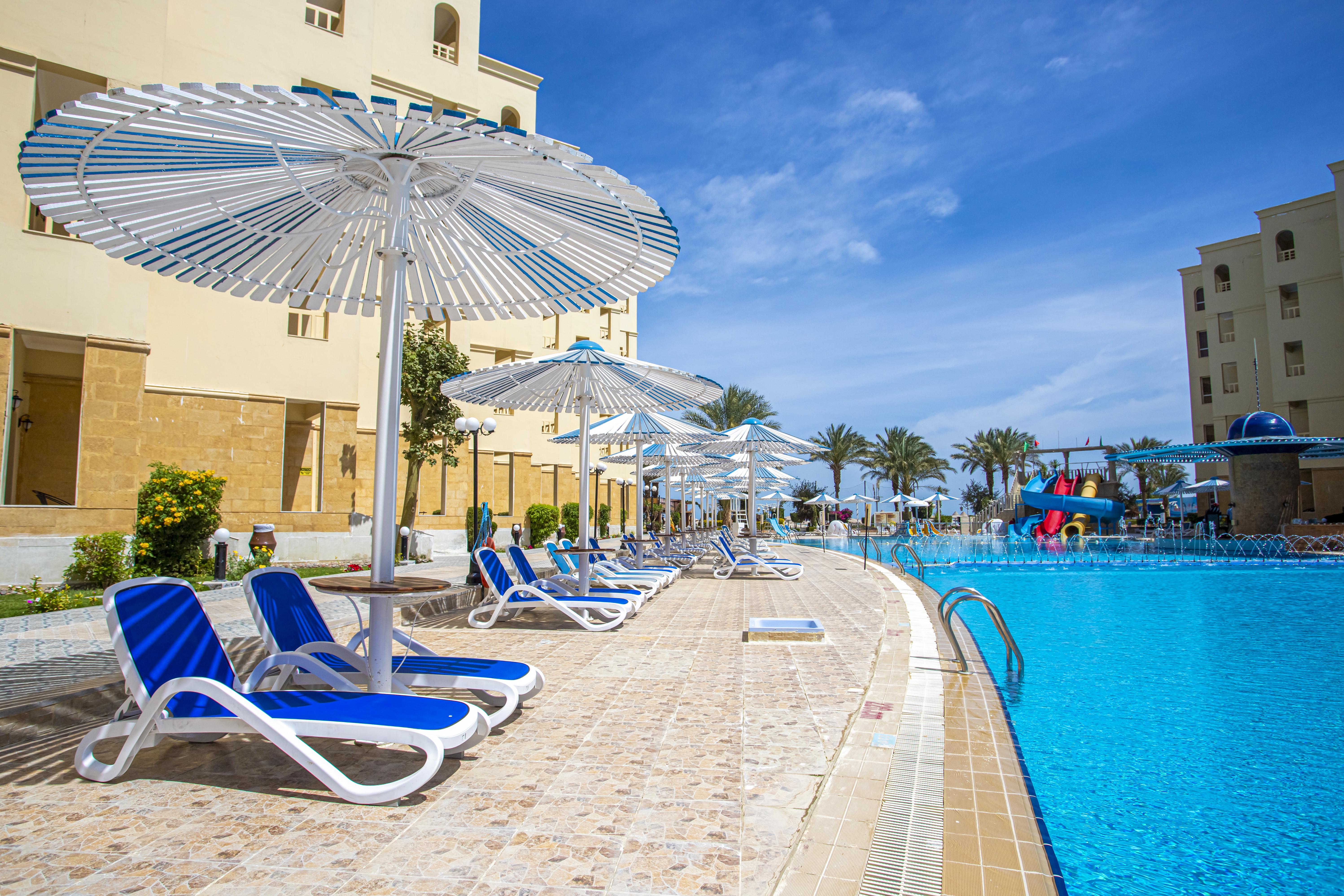 Amc Royal Hotel & Spa Hurghada Exterior photo