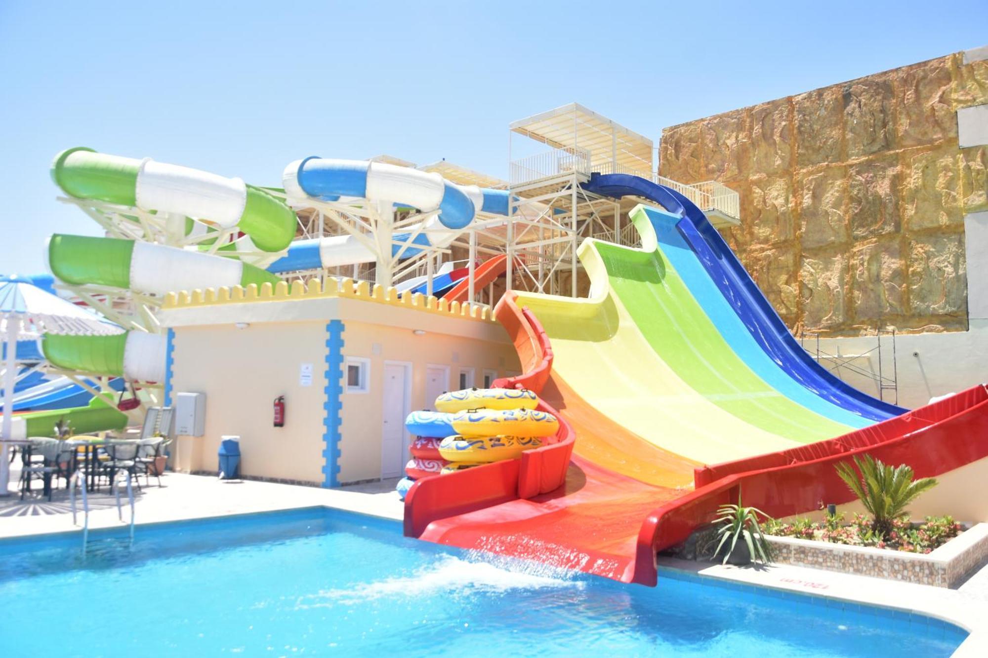 Amc Royal Hotel & Spa Hurghada Exterior photo